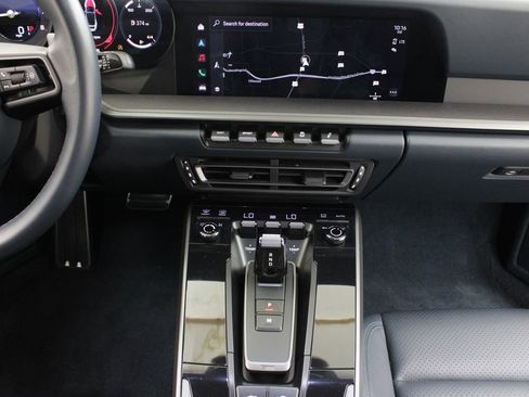 Certified 2022 Porsche 911 Carrera RWD image 25