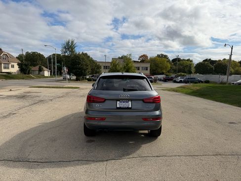 Used 2017 Audi Q3 2.0T Premium Plus w/ Premium Plus Package image 6