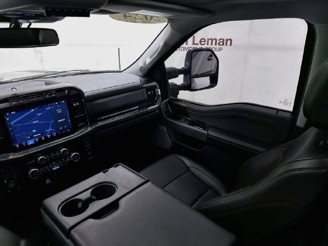 Used 2024 Ford F250 Lariat w/ Tremor Off-Road Package AWD/4WD image 25