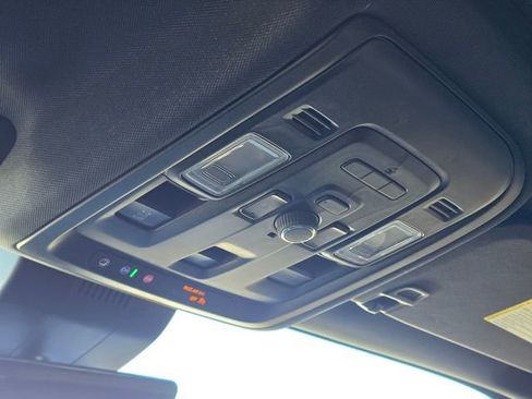 Used 2023 Chevrolet Tahoe Premier w/ Premium Package image 32