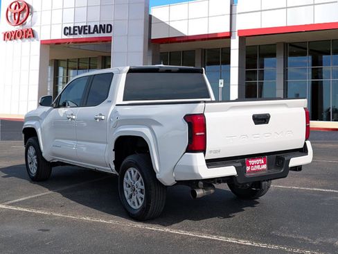 Used 2024 Toyota Tacoma SR5 RWD image 5