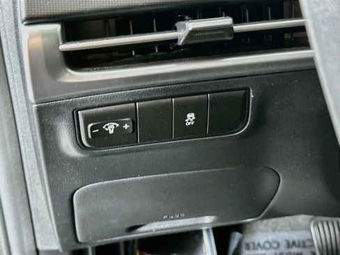 Used 2026 Hyundai Tucson SE FWD image 13