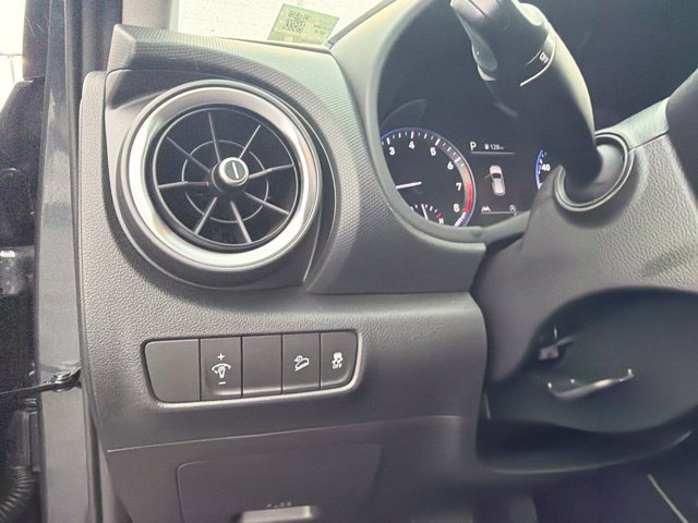 Used 2022 Hyundai Kona SEL w/ Convenience Package AWD/4WD image 24