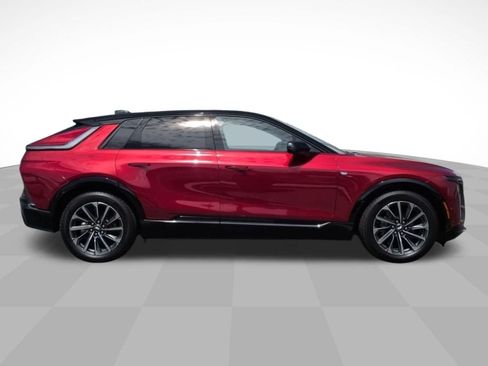 New 2026 Cadillac Lyriq Sport AWD/4WD image 4
