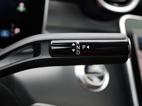 Used 2024 Mercedes-Benz C 300 4MATIC Sedan image 12