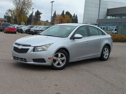 Used 2013 Chevrolet Cruze LT image 1