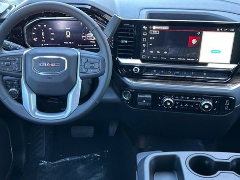 New 2026 GMC Sierra 2500 SLE w/ SLE Value Package; AWD/4WD image 11