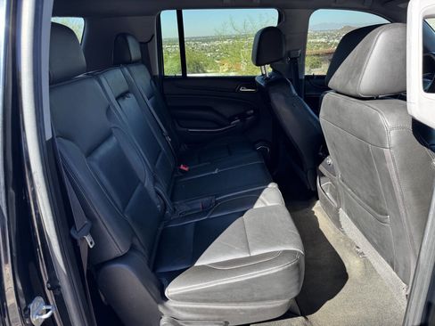 Used 2017 GMC Yukon XL SLT image 10