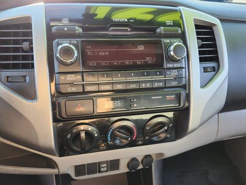 Used 2012 Toyota Tacoma PreRunner image 26