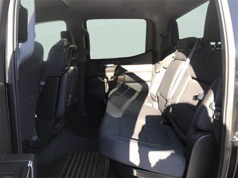 Used 2022 GMC Sierra 1500 Elevation image 11