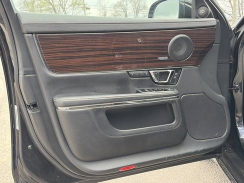 Used 2015 Jaguar XJ L Portfolio image 15