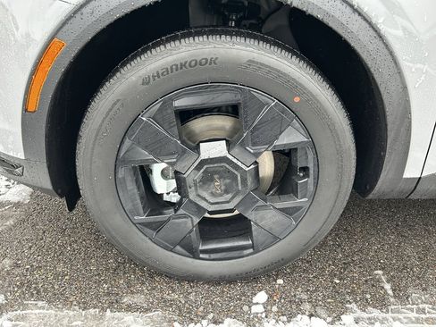 New 2026 Kia Sportage X-Line image 9