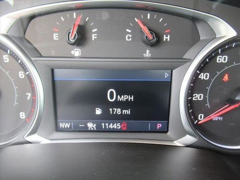 Used 2024 Chevrolet Blazer LT w/ Convenience Package FWD image 24