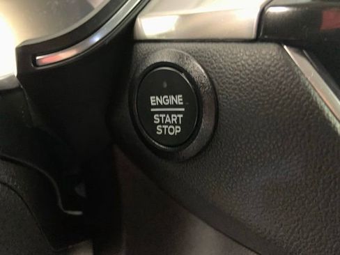 Used 2022 Ford Escape Titanium AWD/4WD image 26