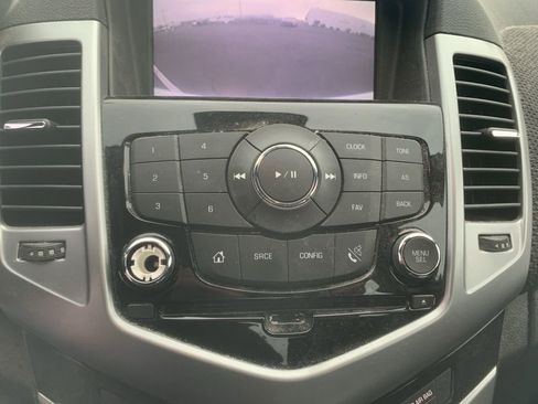 Used 2013 Chevrolet Cruze Eco image 19