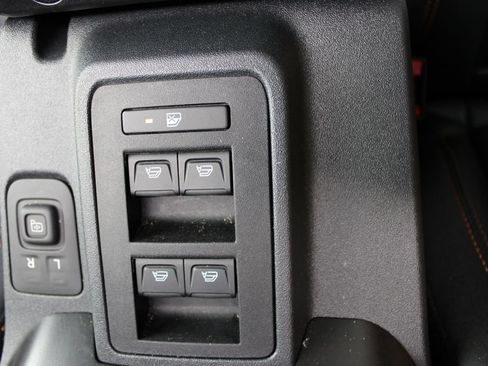 Used 2024 Ford Bronco Badlands AWD/4WD image 42