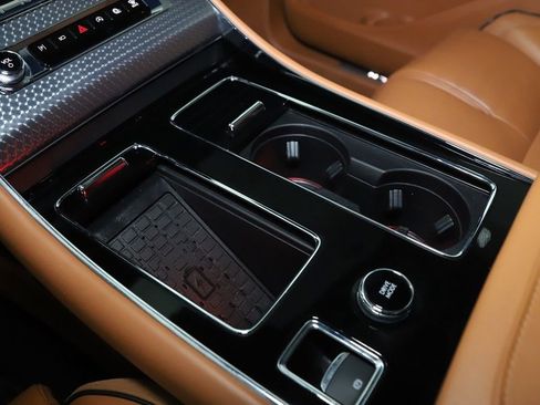 Certified 2025 Lincoln Aviator Black Label image 36