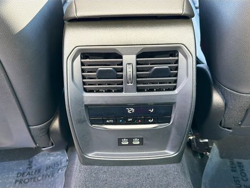 New 2026 BMW 330i xDrive Sedan w/ Parking Assistance Package image 18