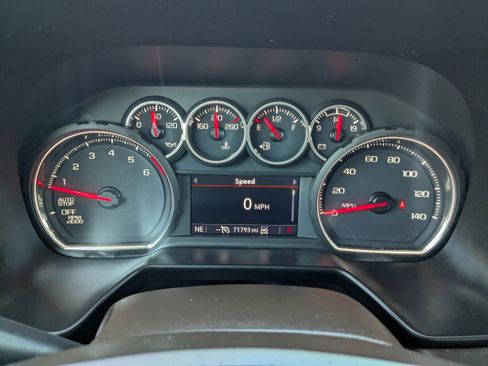 Used 2021 Chevrolet Tahoe Z71 w/ Z71 Signature Package image 29