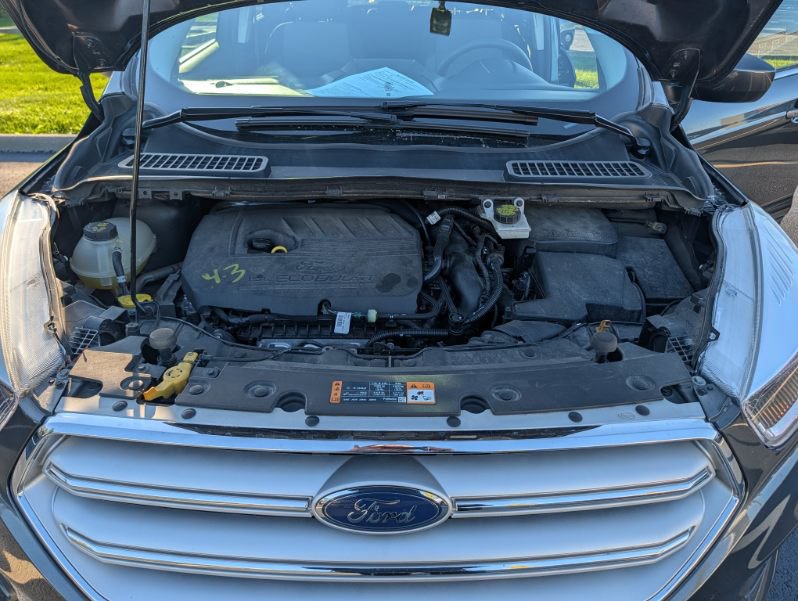 Used 2018 Ford Escape SE w/ SE Sync 3 Package FWD image 25