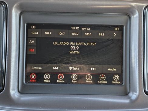 Used 2022 Dodge Challenger GT image 16