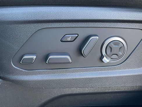 Certified 2025 Hyundai Palisade Calligraphy image 8