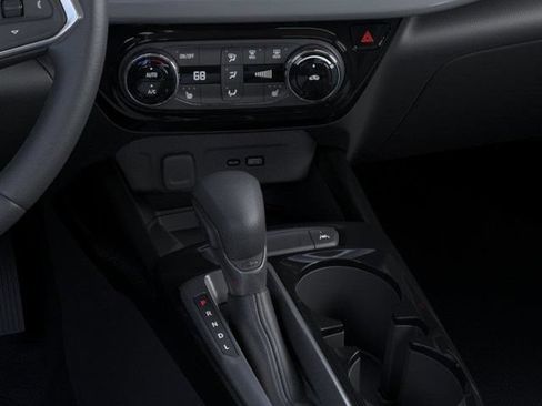 New 2026 Chevrolet Trax LT w/ Sunroof Package FWD image 23
