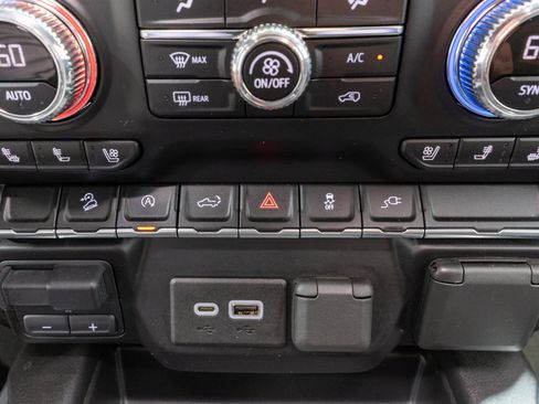 Used 2021 GMC Sierra 1500 AT4 AWD/4WD image 24