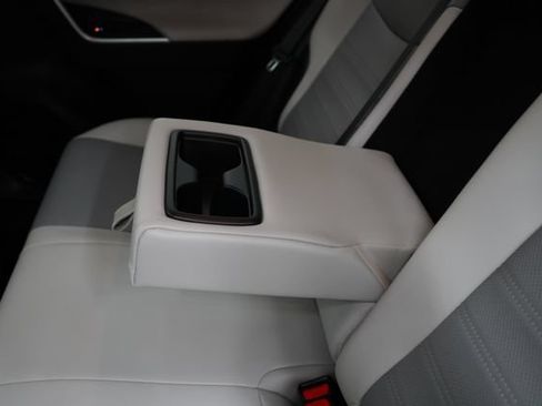 Used 2019 Toyota RAV4 Limited w/ Cold Weather Package AWD/4WD image 41