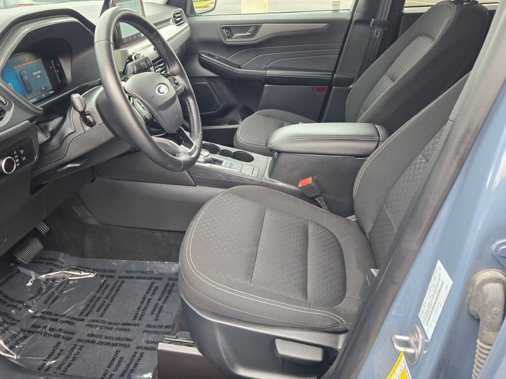 Certified 2025 Ford Escape Active w/ Cold Weather Package AWD/4WD image 20