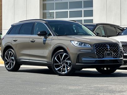 New 2025 Lincoln Corsair Reserve w/ Equipment Group 202A