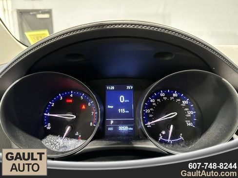 Used 2021 Toyota C-HR LE FWD image 9