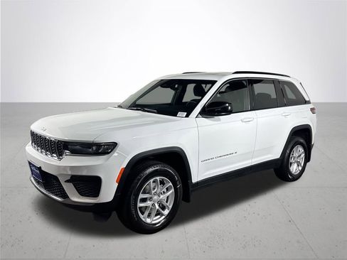 New 2025 Jeep Grand Cherokee Laredo X w/ Luxury Tech Group I image 2