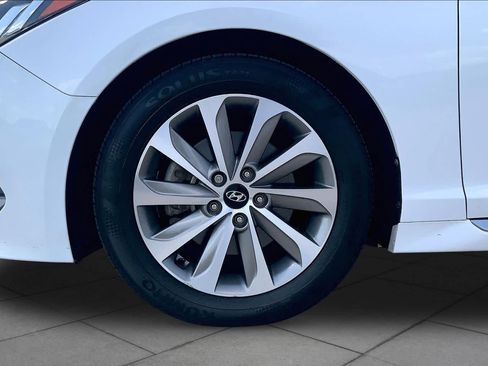 Used 2015 Hyundai Sonata Sport FWD image 11
