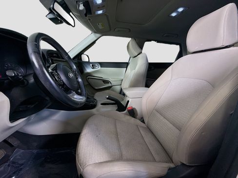 Used 2021 Kia Soul EX image 22