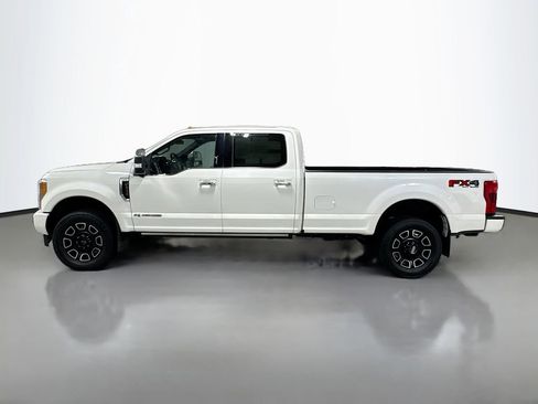 Used 2019 Ford F350 Platinum w/ Platinum Ultimate Package AWD/4WD image 10