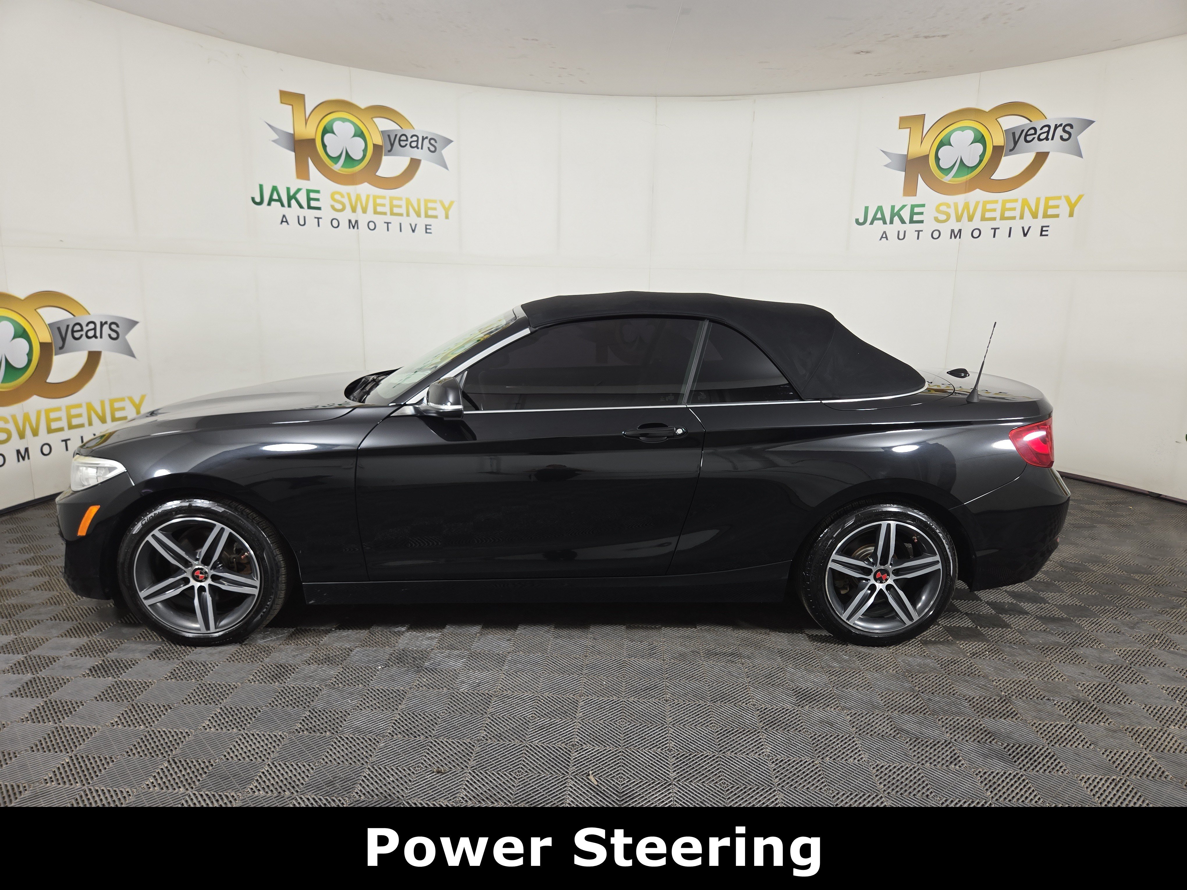 Used 2017 BMW 230i xDrive Convertible AWD/4WD image 5