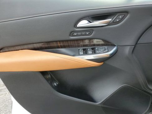 Certified 2023 Cadillac XT4 Premium Luxury FWD image 16