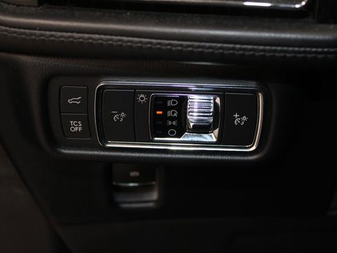 Used 2022 Lincoln Nautilus Reserve image 43