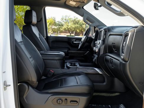 Used 2020 GMC Sierra 2500 Denali w/ Technology Package AWD/4WD image 34