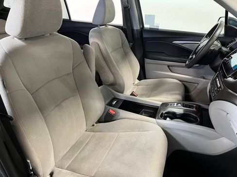 Used 2021 Honda Pilot EX image 12