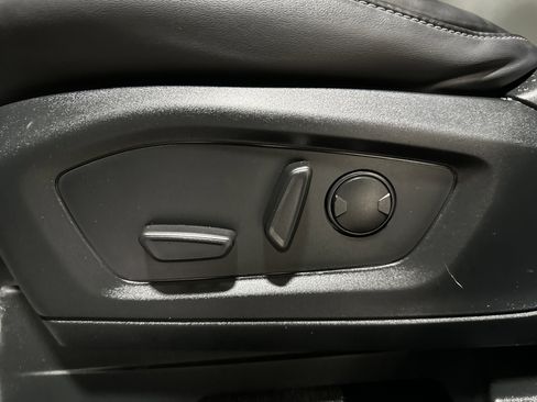 Certified 2023 Ford Explorer XLT w/ Equipment Group 202A image 16