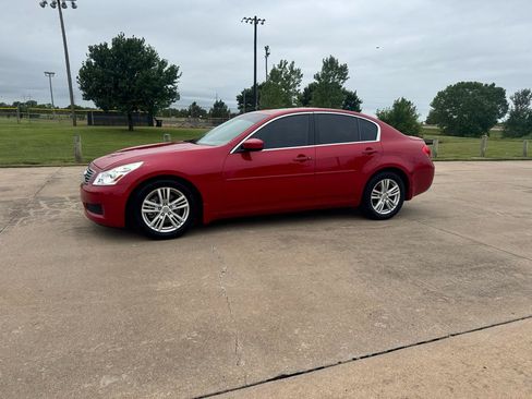 Used 2009 INFINITI G37 x Sedan w/ Premium Pkg AWD/4WD image 2