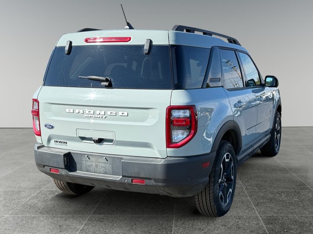Used 2023 Ford Bronco Sport Outer Banks AWD/4WD image 7