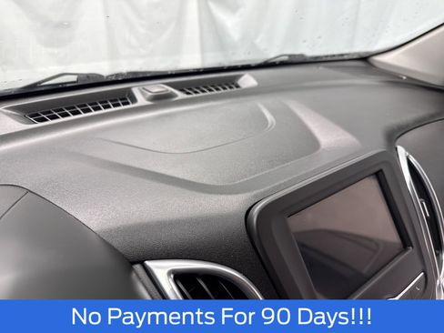 Used 2019 Chevrolet Equinox LT image 19