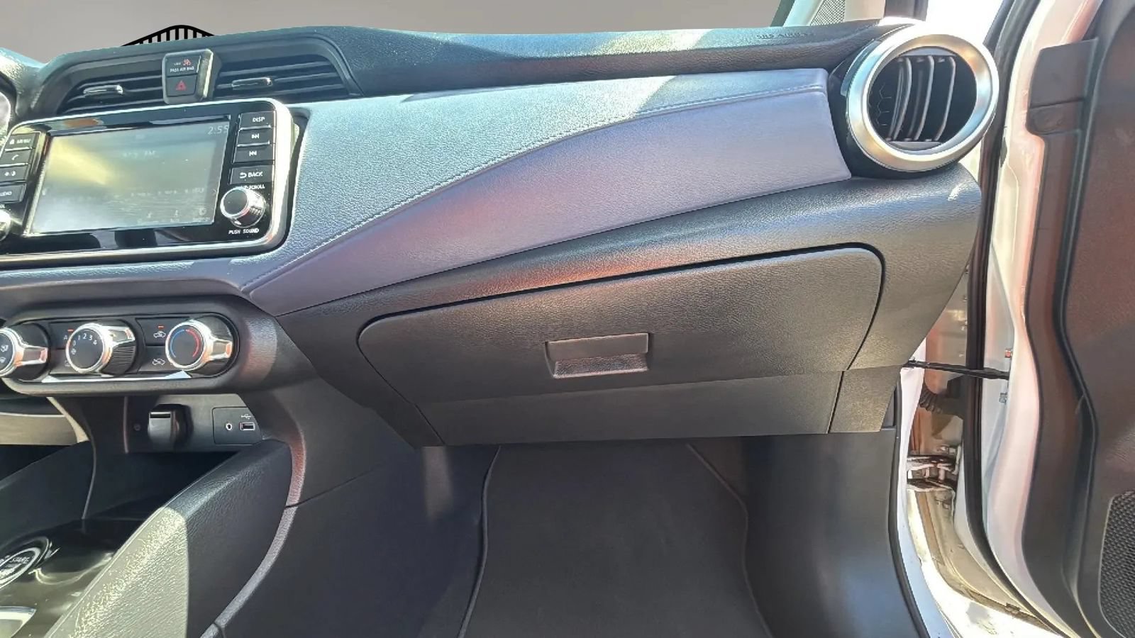 Used 2024 Nissan Versa SV FWD image 12