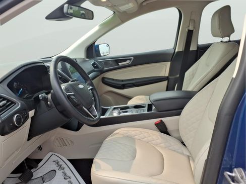Used 2023 Ford Edge Titanium AWD/4WD image 11