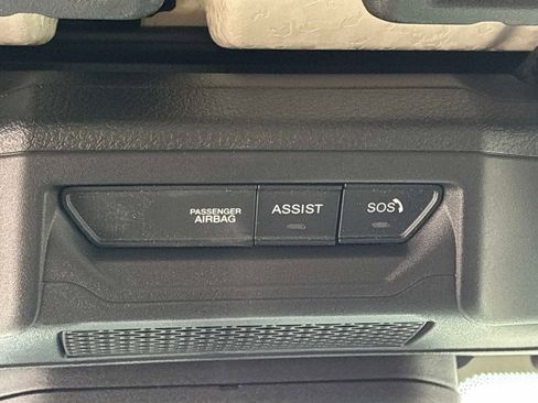 New 2026 Jeep Gladiator Sport AWD/4WD image 17