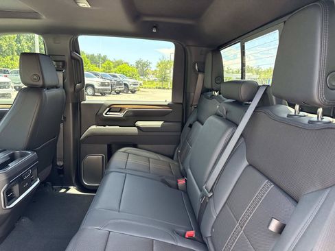 New 2026 Chevrolet Silverado 2500 High Country w/ High Country Premium Package AWD/4WD image 11