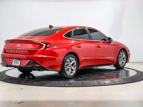 Used 2021 Hyundai Sonata SEL w/ Preferred Accessory Package FWD image 4
